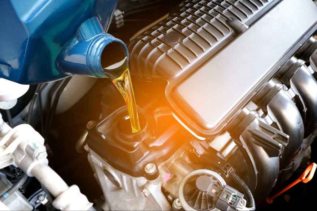 Five Benefits of Changing Your Oil On Time